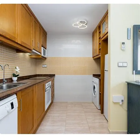 Carina & Parking Apartment Torrevieja